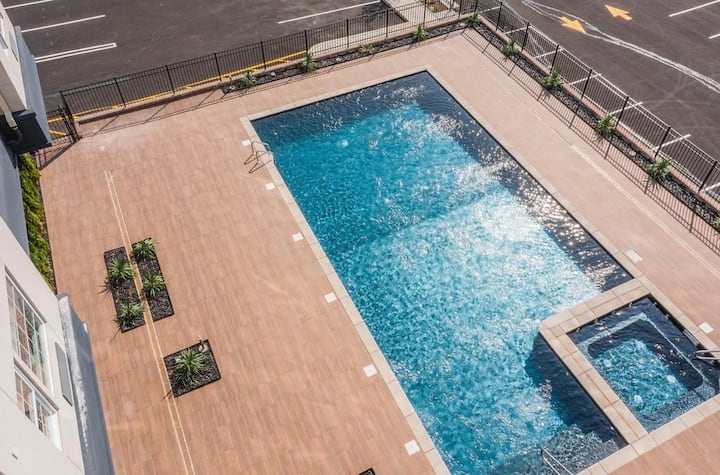 02f3db1c-55ae-4016-9c58-2a9834a58902 (1)