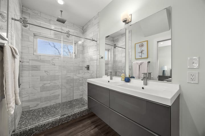 40a5ddf5-f4db-4e65-a60b-a7b2a4d2cdda