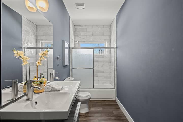 4d3e5be8-5dab-496c-9028-efa9fae40ae0