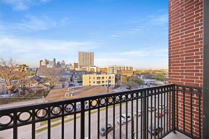 8920ffa2-711a-4b8c-8ffc-0d6d7ee28507