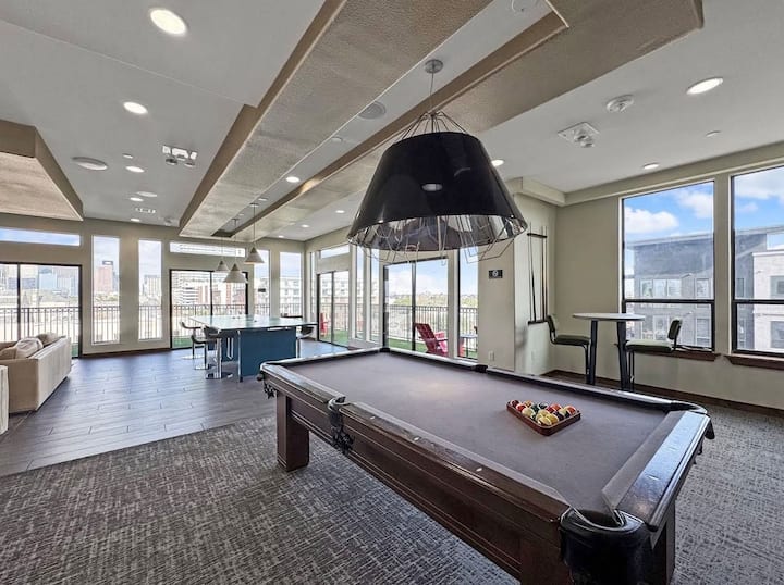 e4fb123d-5c29-4123-b6f4-d829b78909ce