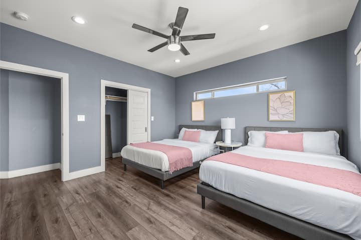 ea28a81b-aaa0-4ccb-bb63-8fbcb93e50ba